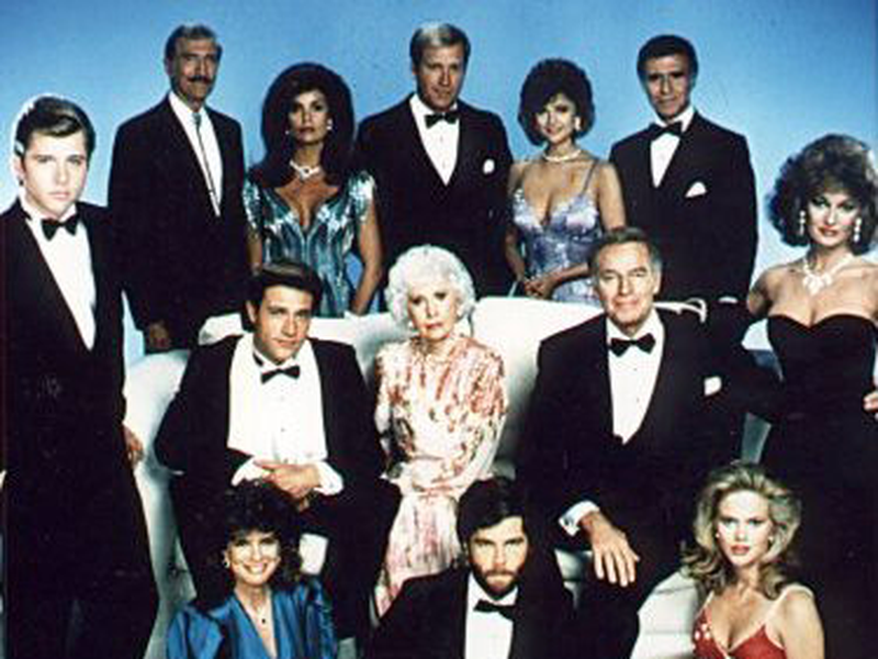 Foto 1 de The Colbys (1ª Temporada)