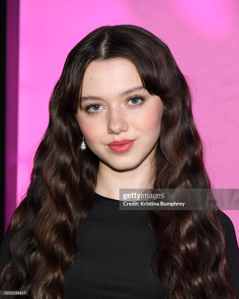 Violet McGraw - Foto 3