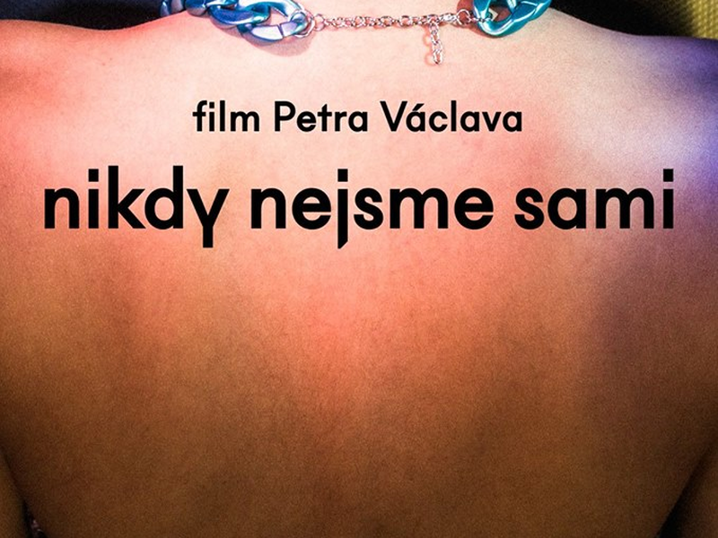 Foto 1 de We Are Never Alone