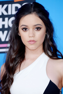 Jenna Ortega - Poster 2