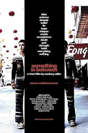 Poster de Curta Something in Between (2002)