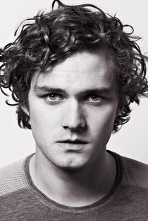 Finn Jones - Poster 1