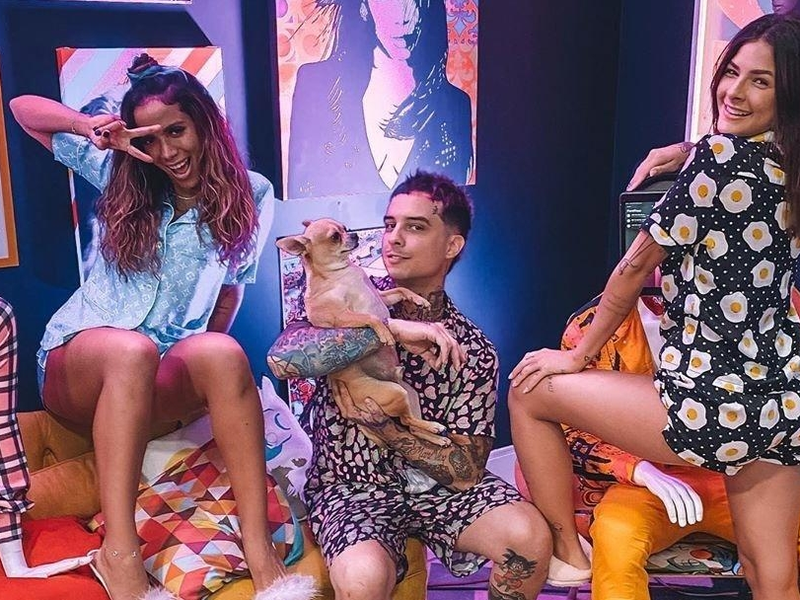 Foto 2 de Anitta Dentro da Casinha