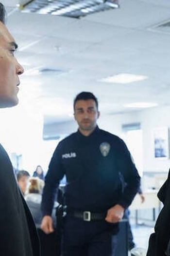 Poster de Episódio 24. Bölüm (2021)