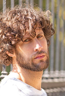 Alan Alarcón - Poster 1