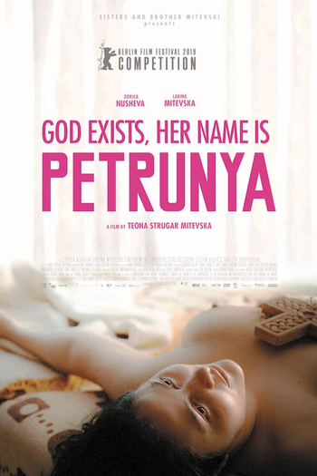  de Filme Deus é Mulher, E Seu Nome é Petúnia (2018)