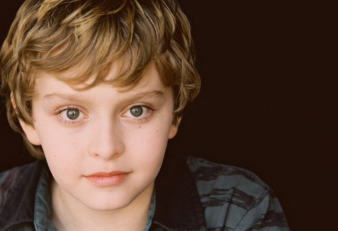 Gavin Lewis (VII) - Foto 2