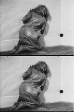 Derrière la porte (Derrière la porte)