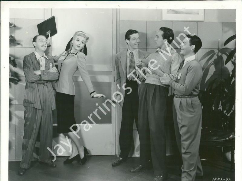 Foto 6 de Priorities on Parade