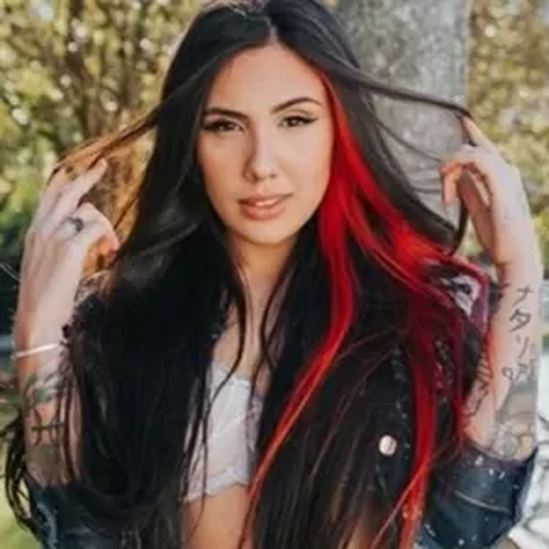 Alicia X - Foto 1
