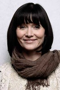 Essie Davis - Poster / Capa / Cartaz - Oficial 4