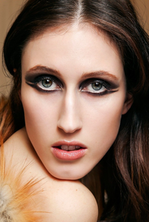 Anna Cleveland - Poster 1