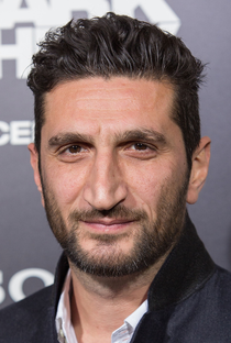 Fares Fares - Poster 1