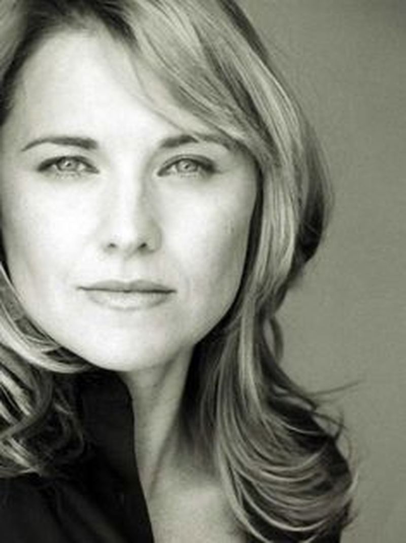 Lucy Lawless - Foto 11