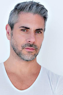 Ricardo Crespo - Poster / Capa / Cartaz - Oficial 1