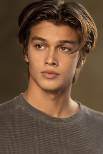 Noah Redclay - Poster 1