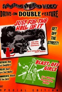Blast off Girls  - Poster / Capa / Cartaz - Oficial 1