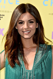 Victoria Justice - Poster 7