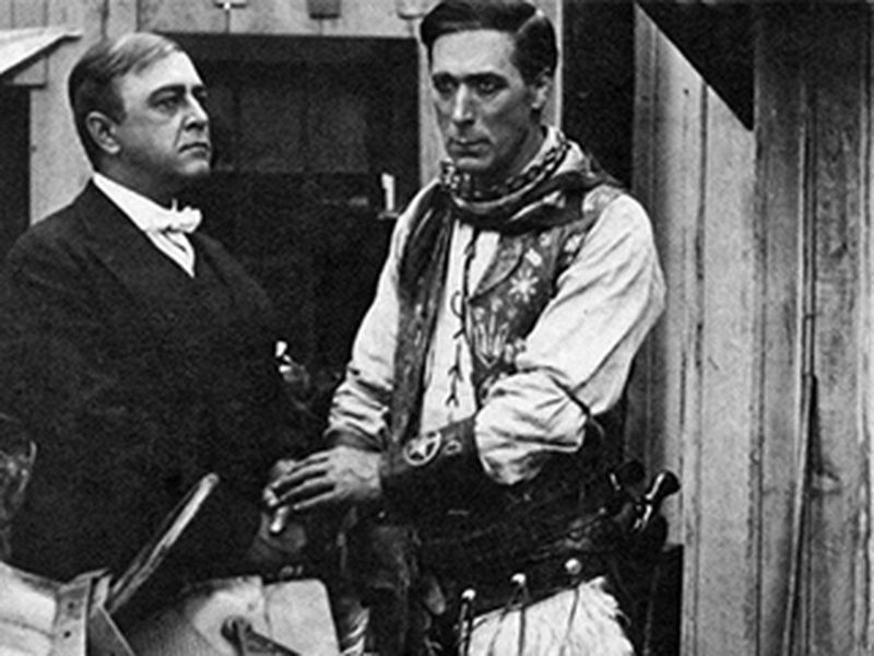 Foto 1 de On the Night Stage