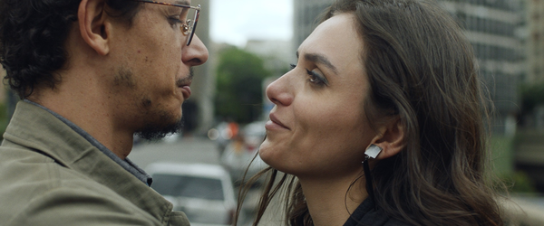 Assista ao trailer de MAR DE DENTRO, protagonizado por Monica Iozzi
