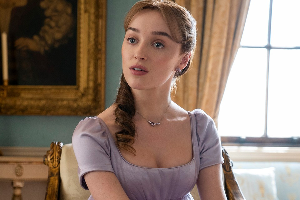 Phoebe Dynevor - Foto 2
