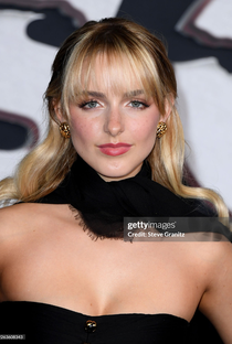 Mckenna Grace - Poster 1