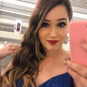 Foto de perfil de Marcella Queiroga