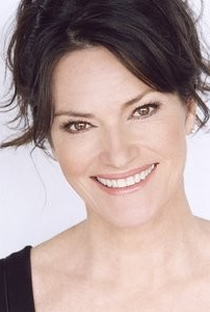 Chelsea Field - Poster / Capa / Cartaz - Oficial 2