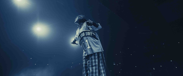 Filme-concerto 'Billie Eilish - Hit Me Hard and Soft' ganha trailer inédito