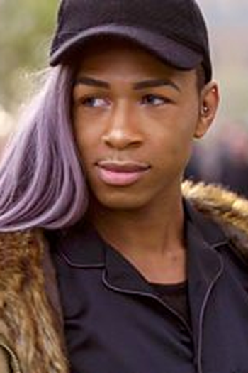 Poster de Episódio Queer And Proud (2017)