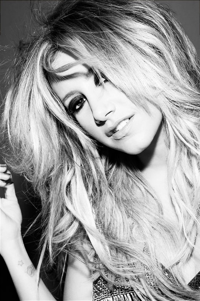 Ashley Tisdale - Foto 17