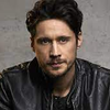 Peter Gadiot - Foto 1