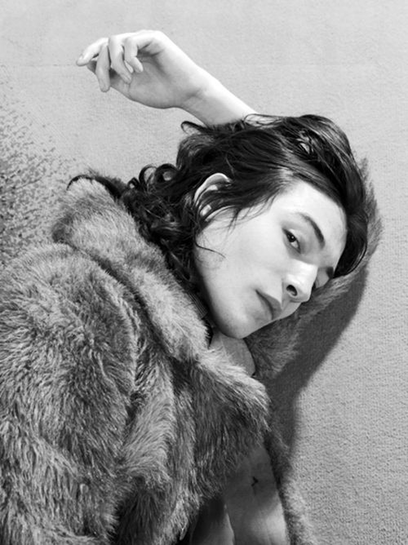 Ezra Miller - Foto 7