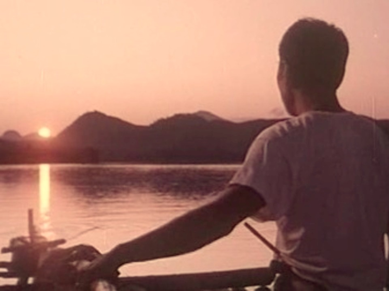 Foto 1 de River Without Buoys 