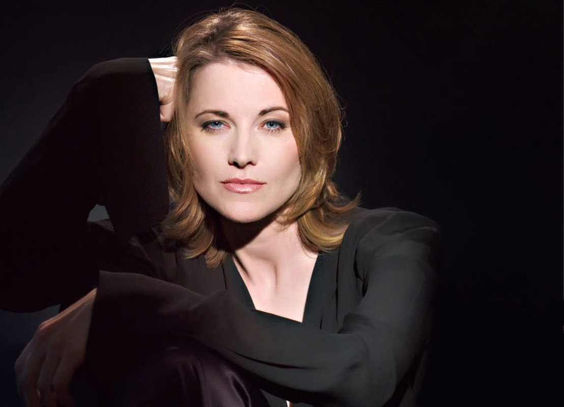 Lucy Lawless - Foto 4