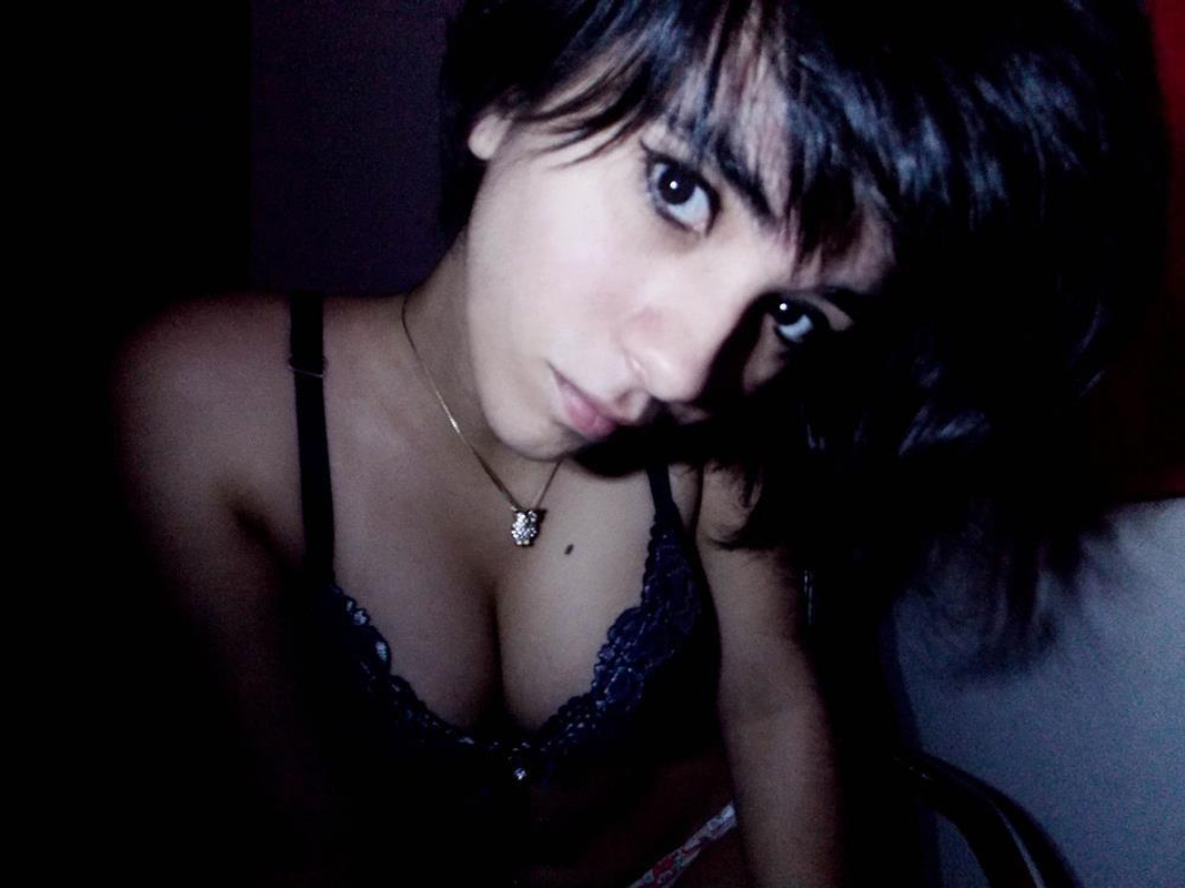 Thayná - Foto 1