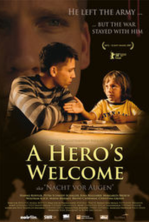 A Hero's Welcome - Poster / Capa / Cartaz - Oficial 2