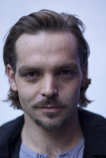 Aran Bert - Poster / Capa / Cartaz - Oficial 1