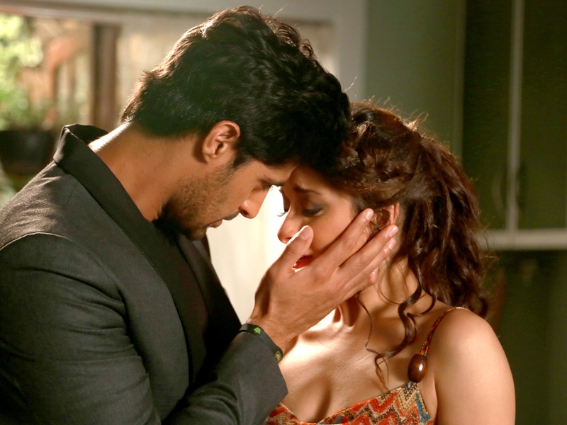 Foto 9 de ‎One Night Stand‬