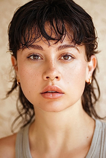 Chloe Van Landschoot - Poster 1