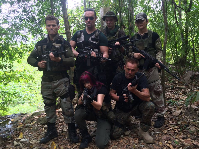 Foto 12 de Showdown in Manila