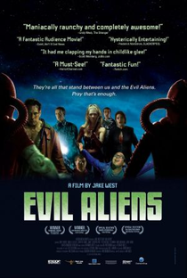 Evil Aliens: Um Novo Contato - Poster / Capa / Cartaz - Oficial 2