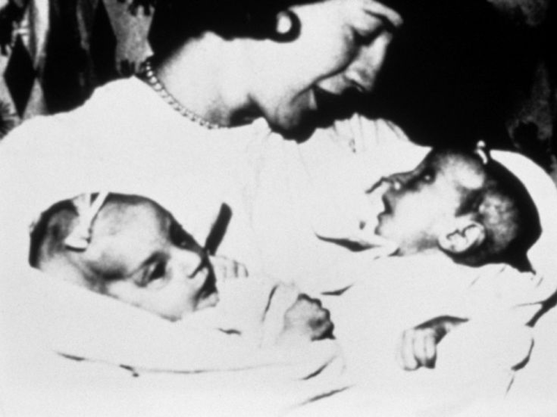 Foto 11 de Irmãs Diabólicas