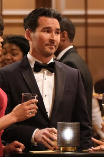 Poster de Episódio Glamorous Life (2023)