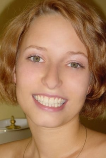 Isha Paradise - Poster 1