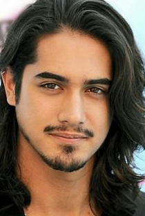 Avan Jogia - Poster / Capa / Cartaz - Oficial 1