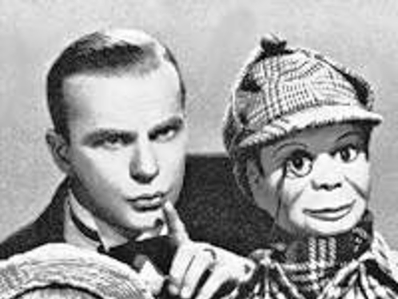 Foto 3 de Charlie McCarthy, Detective