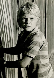 Papai, Eu Não Gosto de Violência (Daddy, I Don't Like It Like This)