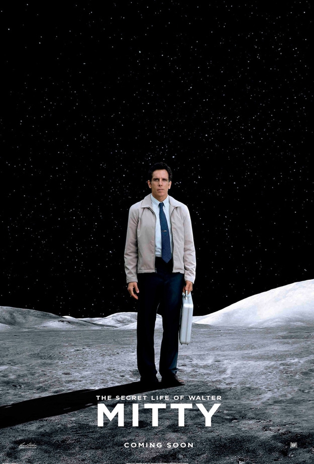 Ben Stiller vai a lua em novo pôster de “The Secret Life of Walter Mitty”
