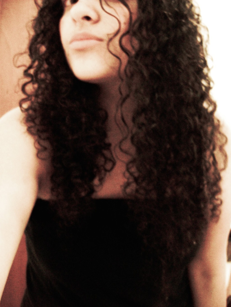 Iana soares otoni pereira - Foto 1